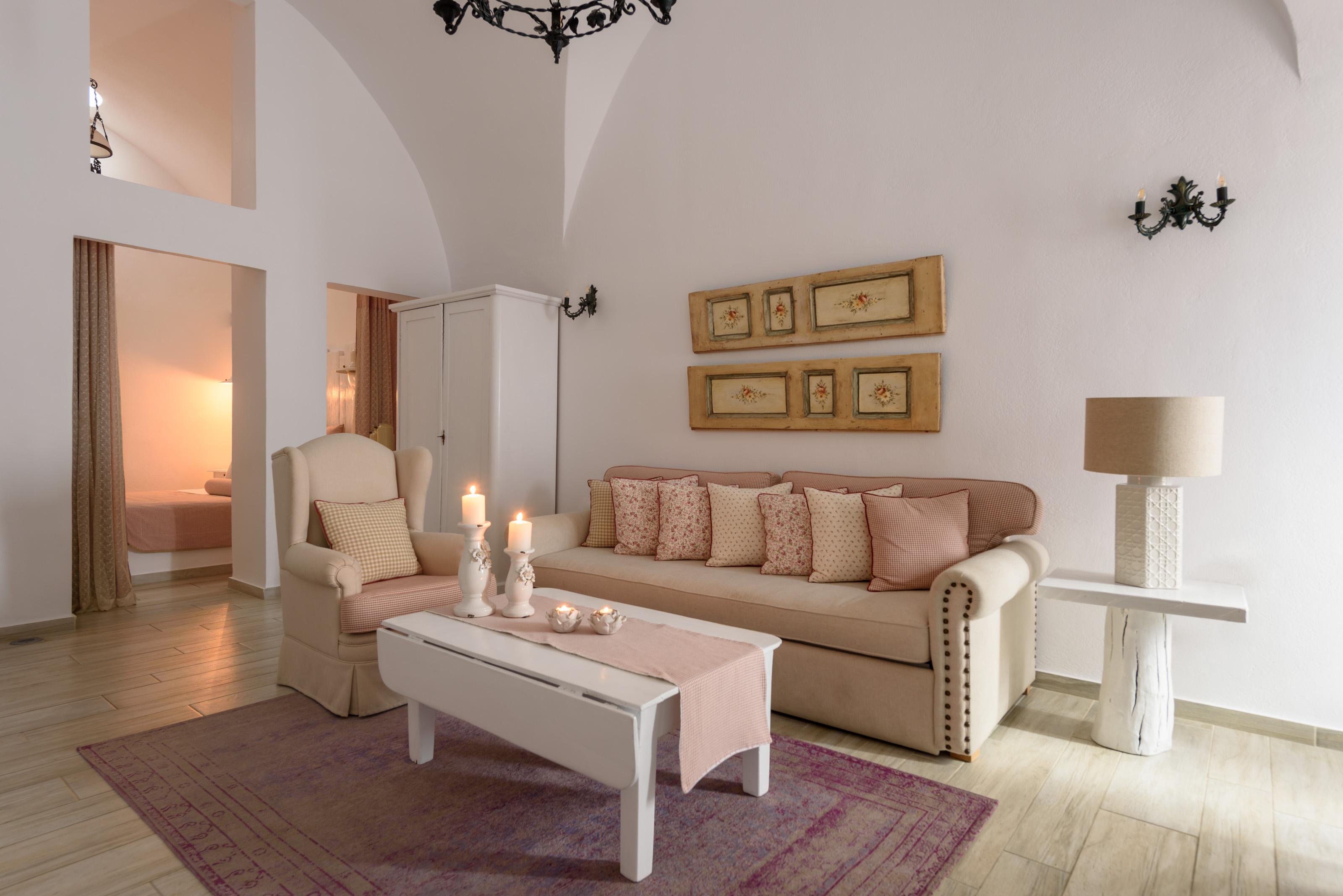 אימרוביגלי Senses Suites מראה חיצוני תמונה