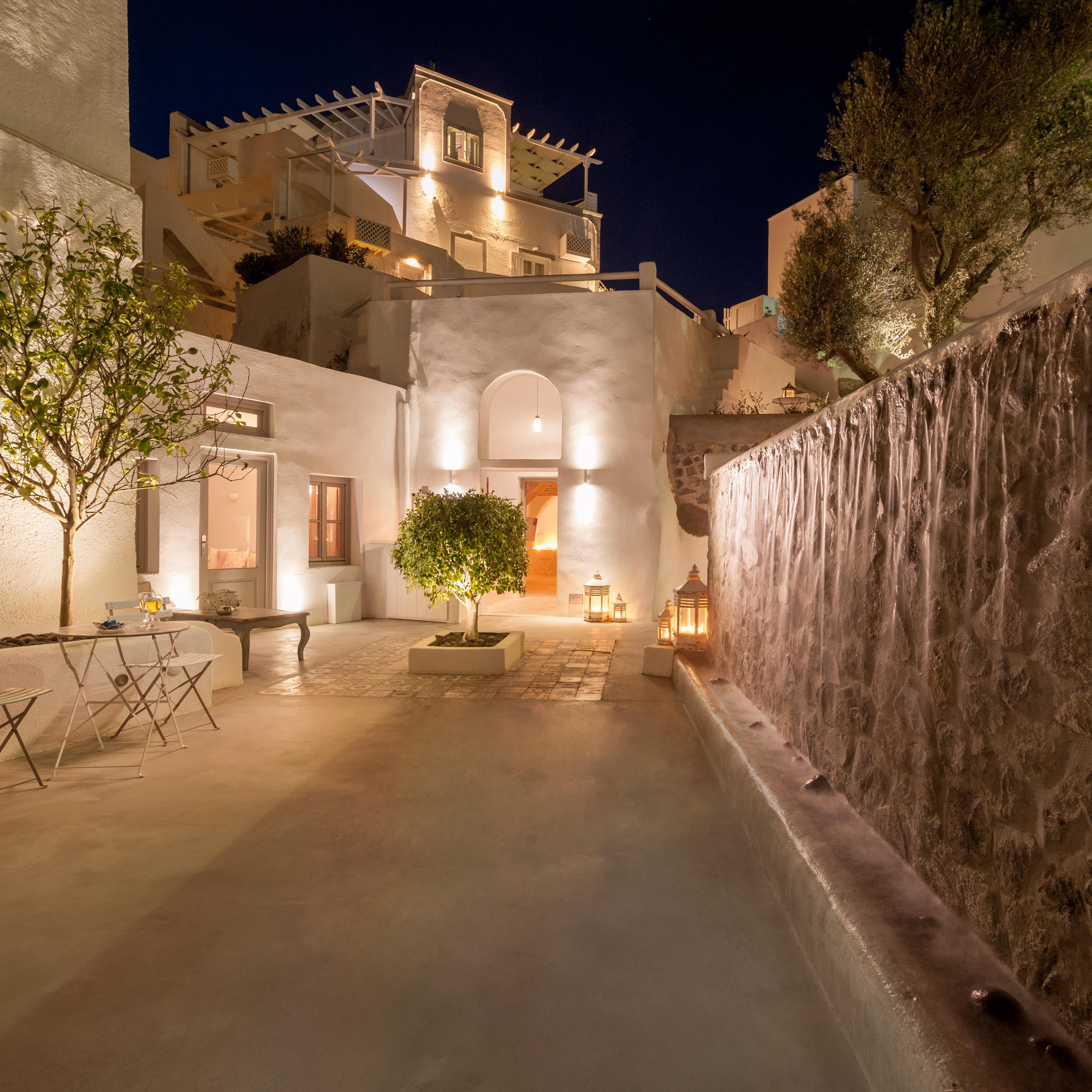 אימרוביגלי Senses Suites מראה חיצוני תמונה
