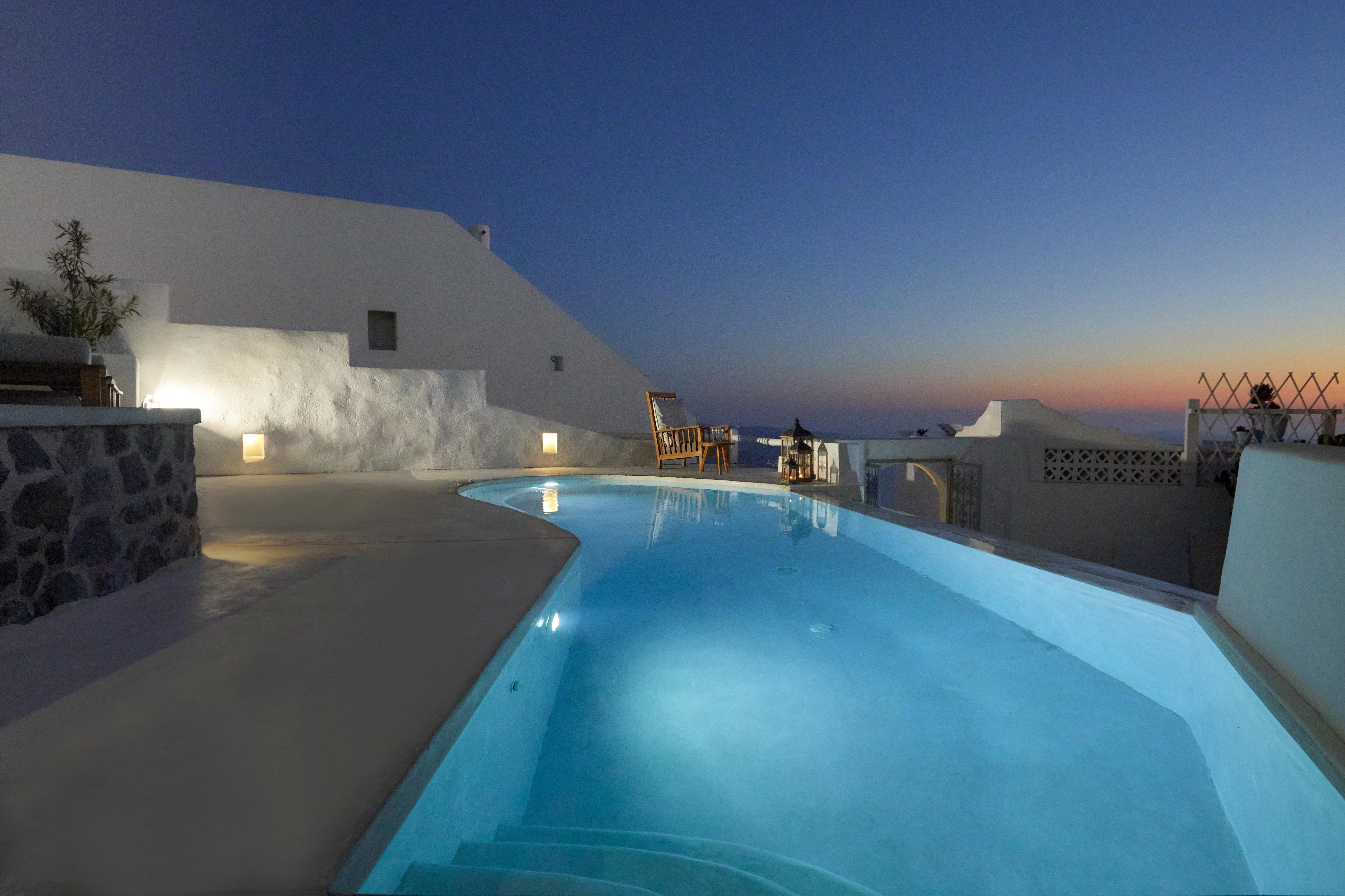 אימרוביגלי Senses Suites מראה חיצוני תמונה